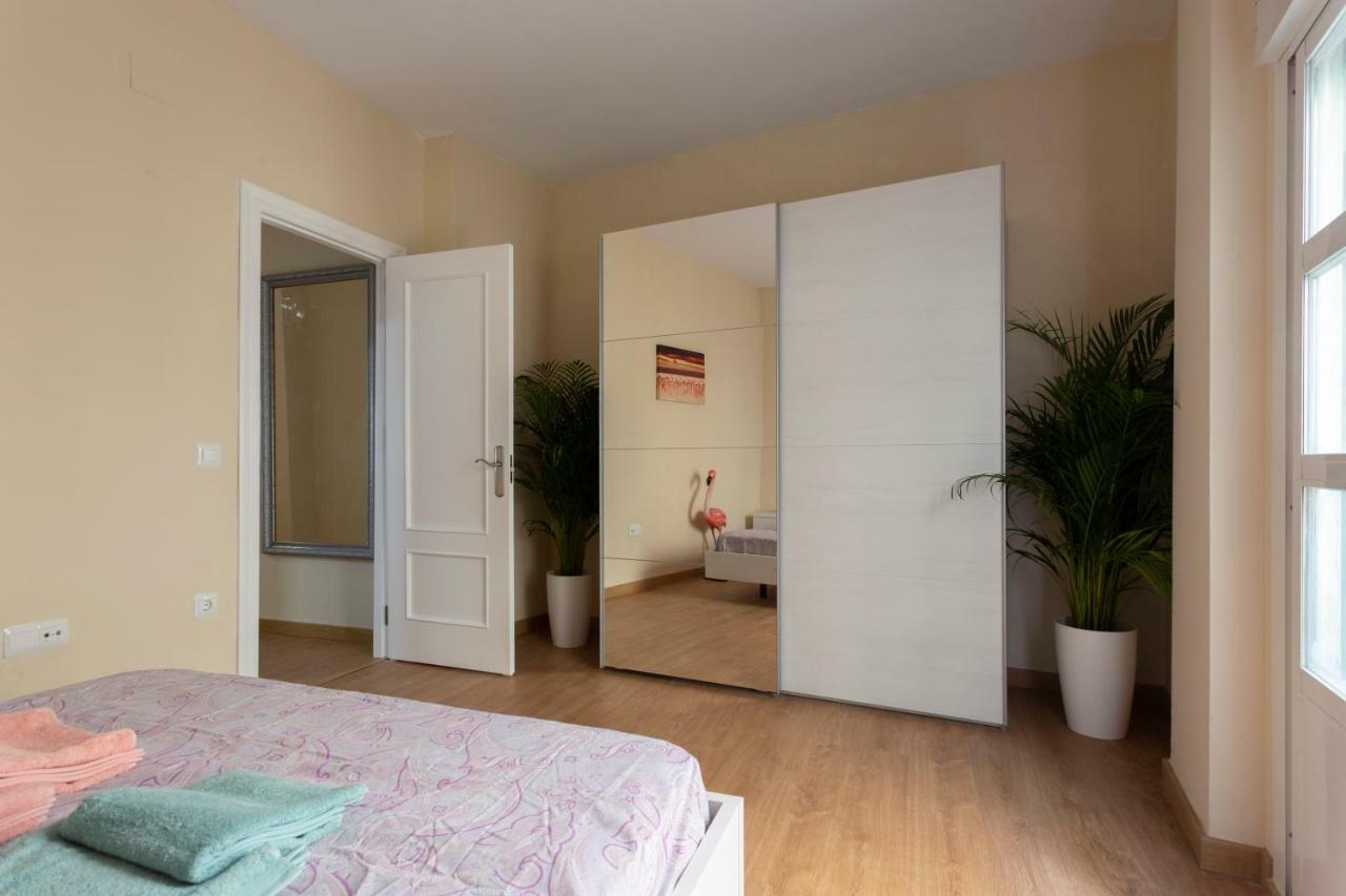 Flamingo Apartment Malaga Ngoại thất bức ảnh
