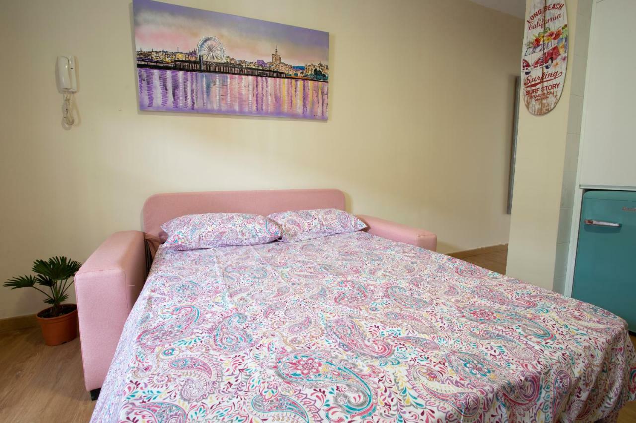 Flamingo Apartment Malaga Ngoại thất bức ảnh